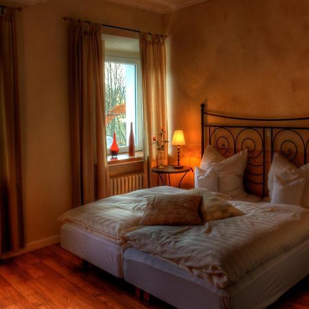 Alte Brauerei Kasbachtal Hotel ภายนอก รูปภาพ