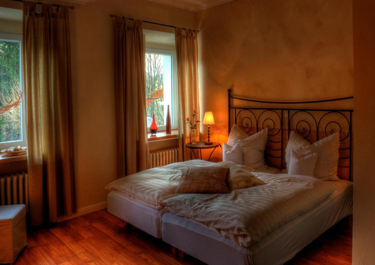 Alte Brauerei Kasbachtal Hotel ภายนอก รูปภาพ