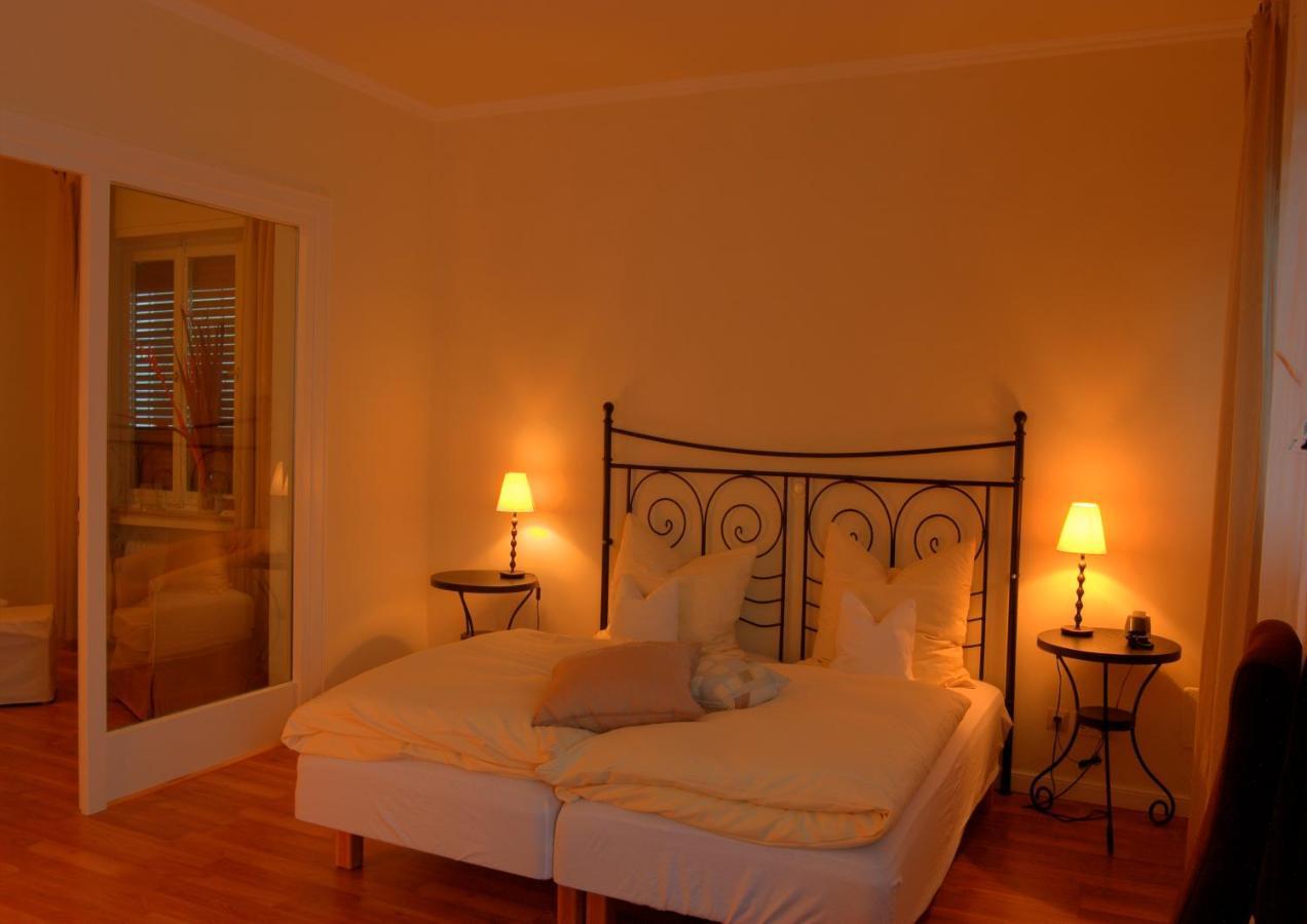 Alte Brauerei Kasbachtal Hotel ภายนอก รูปภาพ